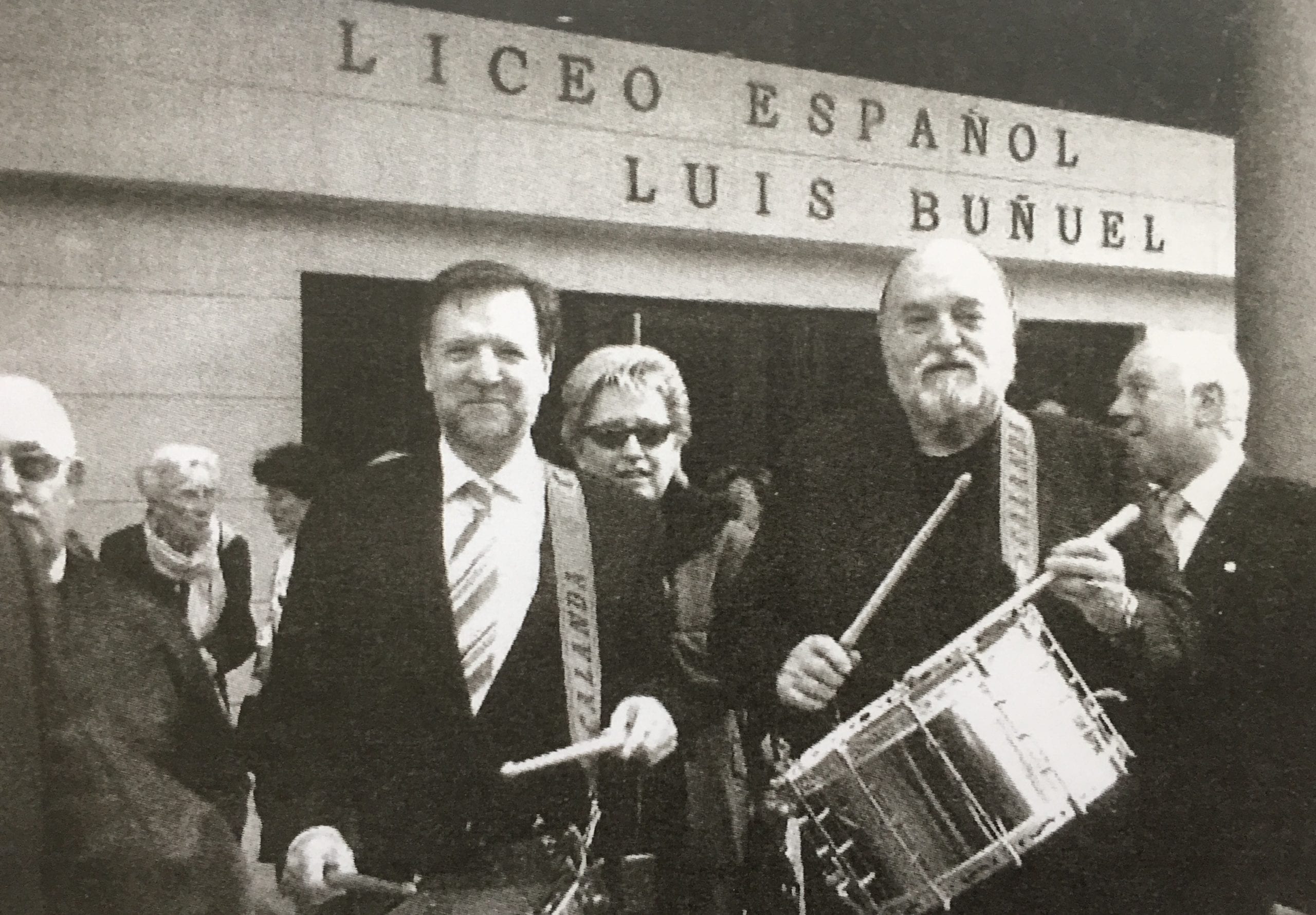 Inauguración del Liceo Luis Buñuel de París con los Tambores de Calanda