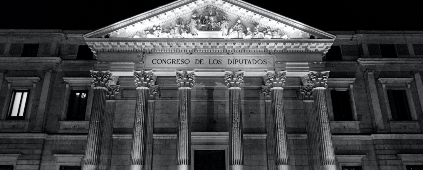 Foto de Gonzalo Carlos Novillo Lapeyra: https://www.pexels.com/es-es/foto/blanco-y-negro-arte-edificio-arquitectura-10945789/