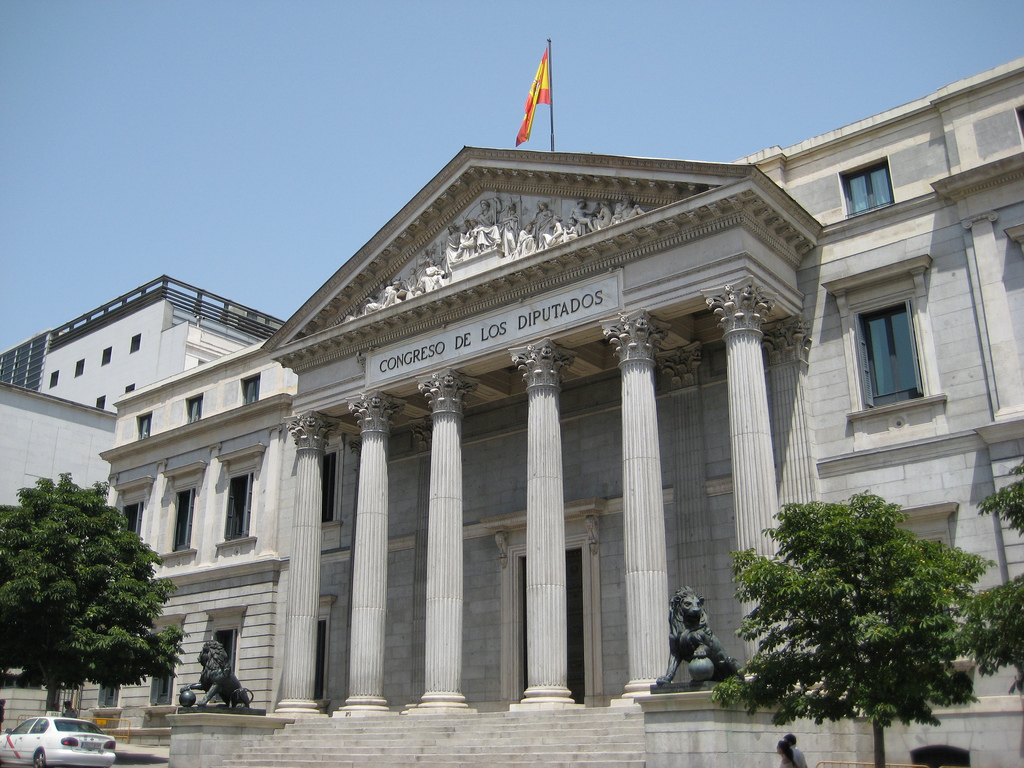 Palacio de las Cortes, sede del Congreso de los Diputados. Zaqarbal. Wikipedia